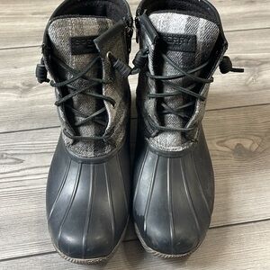 Sperry Saltwater Plaid Duck  Womens Grey Casual Boots size USA 8.5